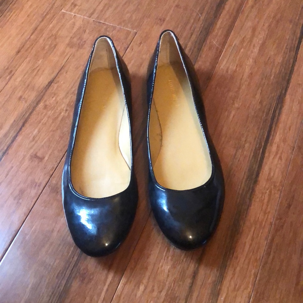 Nine West Black flats
